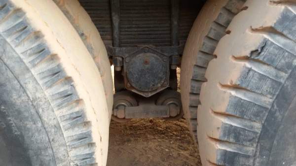 ขายด่วนสิบล้อHINO KT เพลาเดี่ยวมีสโลว์กลางช่วงล่างแน่นเครื่องดีมากรถทรงดีคัชชีสวยเอกสารพร้อมโอน