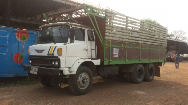 ขายด่วนสิบล้อHINO KT เพลาเดี่ยวมีสโลว์กลางช่วงล่างแน่นเครื่องดีมากรถทรงดีคัชชีสวยเอกสารพร้อมโอน