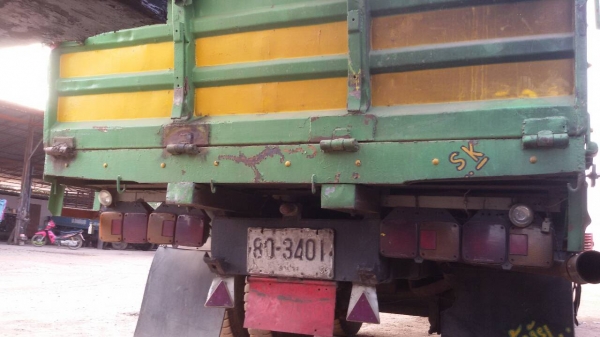 ขายด่วนสิบล้อHINO KT เพลาเดี่ยวมีสโลว์กลางช่วงล่างแน่นเครื่องดีมากรถทรงดีคัชชีสวยเอกสารพร้อมโอน