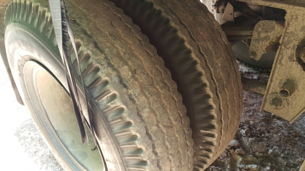 ขายหางพื้นเรียบสามมิตร 3 เพลาปี 2552 กับ ปี 2556 ราคา 380000 ขายหางพื้นเรียบสามมิตร 3 เพลาปี 2552 กับ ปี 2556 ราคา 380000