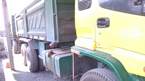 ขาย10ล้อดั้ม ISUZU FXZ320 ปี48 แม่+ลูก สภาพงาม พร้อมเล่มครบ ขาย10ล้อดั้ม ISUZU FXZ320 ปี48 แม่+ลูก สภาพงาม พร้อมเล่มครบ