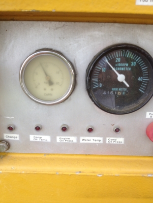 ขายปั้มลมแบบสกรู Airman 175 CFM เครื่อง Nissan SD 23