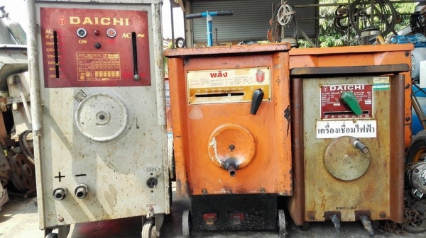 ** ขายแล้วครับ!! ** ตู้พลัง MOD 300 Amp. รุ่นเก๋าหน้าทองลากยาวไม่มีสะดุดเดิมๆมาเทสก่อนได้ครับ.