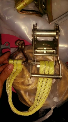 ขายสายรัดของน้ำเข้าอย่างดี