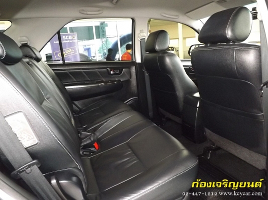 TOYOTA FORTUNER 3.0V AUTO 4WD ปี 2014