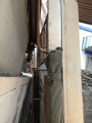 หลังคาใส่กระบะ นิสสัน Big-M แคปพร้อมผ้าใบข้าง หลังคาใส่กระบะ นิสสัน Big-M แคปพร้อมผ้าใบข้าง