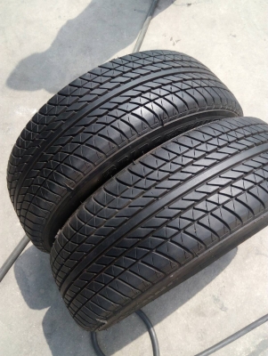 185/65R14 BRIDGESTONE TAXXI PREMIUM ปี14 มี 2 เส้น tel.081-427-3941 ไอดีไลน์  0814273941