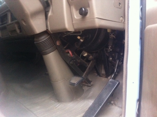 ฝากขาย ISUZU NPR-120 ฝาขาว รถห้างแท้