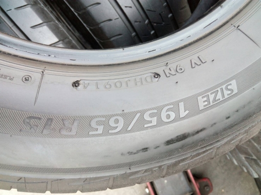 195/65R15  BRIDGESTONE ECOPIA EP200 ปี14 ชุด 4 เส้น tel.081-427-3941 ไอดีไลน์  0814273941