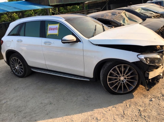 ขายซาก 2016 BENZ GLC250d ป้ายแดง ออกศูนย์ดิลเลอร์