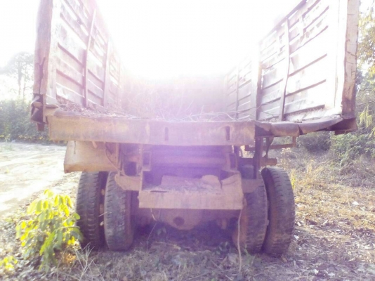 ขายด่วนครับ รถHINO 3M ดั้ม ขายตามสภาพ ครับ