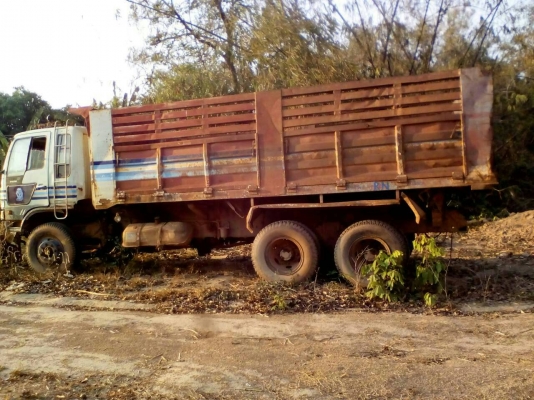 ขายด่วนครับ รถHINO 3M ดั้ม ขายตามสภาพ ครับ