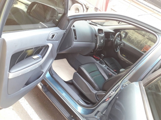 ขายรถสวยอีกแล้วครับท่าน FORD RANGER HI RIDER 4Dr  2.2 XLT Auto ปี2012