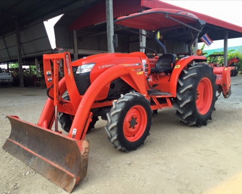 ขายรถไถคูโบต้า L4708SP(4WD)2เพลา สภาพสวย พร้อมใช้มากๆขายพร้อมอุปกรณ์ครบชุด ราคา 445,000 บาท รถสวยใช้งาน 600 ชม. สนใจโทร 081-9136451 หรือ ขอดูรูปเพิ่มเติมได้ทาง line:bow6451 ค่ะ