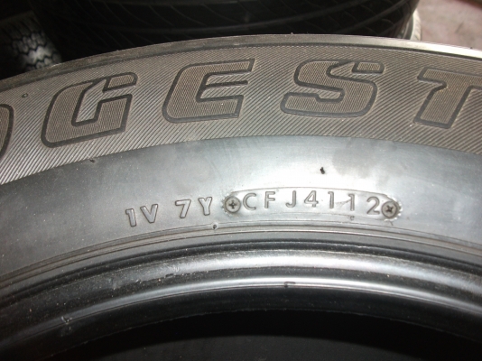 ยาง 265 65 R17 ปี 12