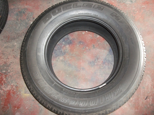 ยาง 265 65 R17 ปี 12