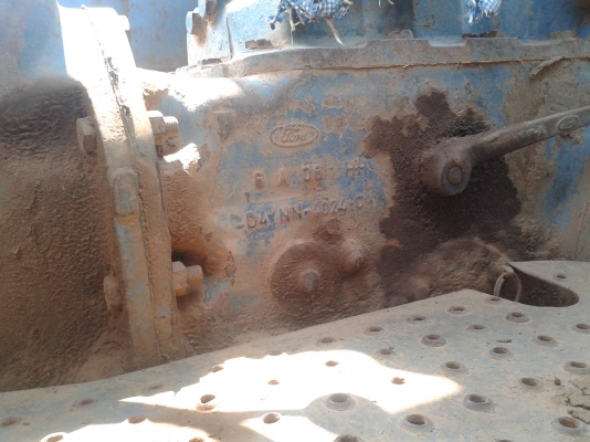 ขายรถคีบอ้อย คีบหน้าของกฤษณะ ตัวรถ6600เสื้อลาย ขายรถคีบอ้อย คีบหน้าของกฤษณะ ตัวรถ6600เสื้อลาย