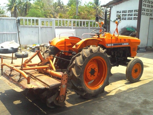 ขายรถไถคูโบต้า L2601   พร้อมใช้งาน