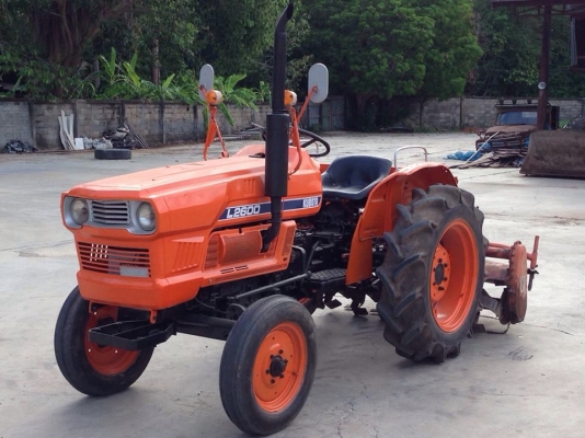 ขายรถไถคูโบต้า L2601   พร้อมใช้งาน