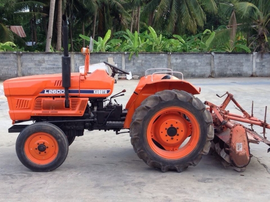 ขายรถไถคูโบต้า L2601   พร้อมใช้งาน