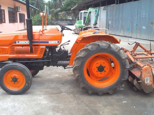 ขายรถไถคูโบต้า L2601   พร้อมใช้งาน