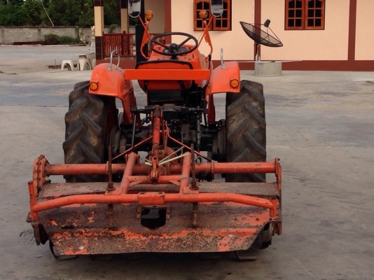 ขายรถไถคูโบต้า L2601   พร้อมใช้งาน