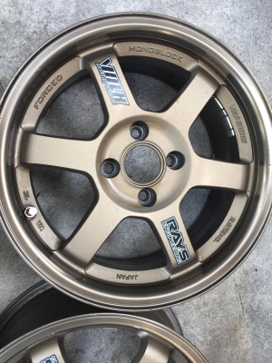 ขายล้อแม็กลาย TE 37 ขอบ 15 4 วง ราคา 6,800 บาท ขายล้อแม็กลาย TE 37 ขอบ 15 4 วง ราคา 6,800 บาท