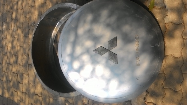 ขายฝาครอบยางอะไหล่ ปาเจโร่