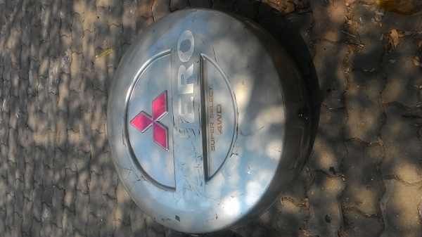 ขายฝาครอบยางอะไหล่ ปาเจโร่