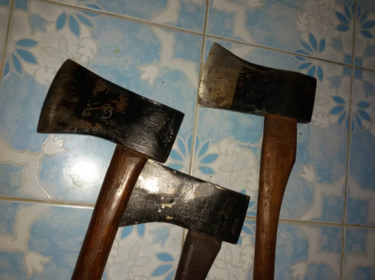 ขายขวานจระเข้เยอรมันขนาด4ปอน Made in Germany.งานเก่ายุคสงคราม