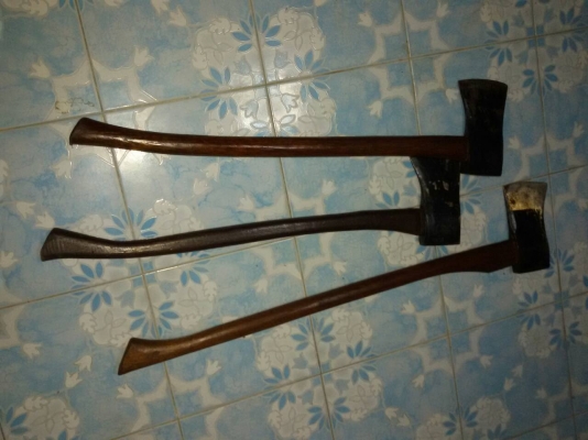 ขายขวานจระเข้เยอรมันขนาด4ปอน Made in Germany.งานเก่ายุคสงคราม