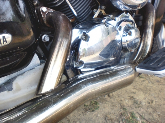 ท่อแต่ง Yamaha DragStar 1100 ทรง Yamaha RoadStar warrior -งานแต่งจากญี่ปุ่น เก่าเก็บ สภาพสวย เสียงทุ้ม นุ่ม ลึก -อัตราเร่งดีกว่าท่อเดิม ปลายท่อและคอสเตนเลส พร้อมใส่ -7,800 ราคาพร้อมส่งทั่วไทย -089-1144720 id: meg.69