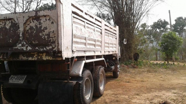 ขายรถดั้ม2เพลา FN527M-A เครื่อง195แรง โลฮาย10สปีด พาวเวอร์ ทิฟฟี่ ภายในสวย เอกสารพร้อมโอน ราคา680,000 สนใจโทร 090-8588220คุณนะ 093-3258446คุณบิว หรือเข้าดูสินค้าอื่นๆได้ที่ www.truck.in.th/498 หรือเพจFacebook ณรงค์ ซื้อขายรถมือสอง (เว็บไซต์ส่วนตัว) หรือFa