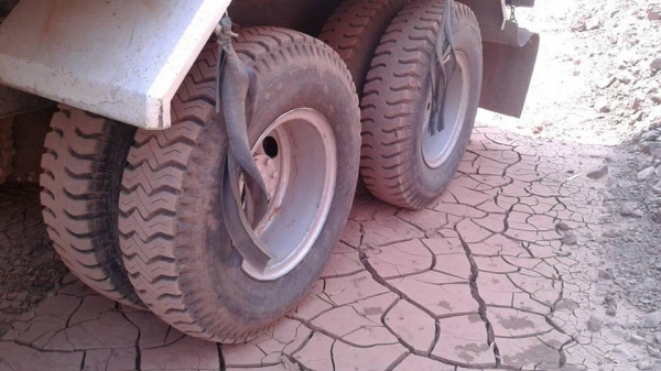 ขายรถดั้ม2เพลา FN527M-A เครื่อง195แรง โลฮาย10สปีด พาวเวอร์ ทิฟฟี่ ภายในสวย เอกสารพร้อมโอน ราคา680,000 สนใจโทร 090-8588220คุณนะ 093-3258446คุณบิว หรือเข้าดูสินค้าอื่นๆได้ที่ www.truck.in.th/498 หรือเพจFacebook ณรงค์ ซื้อขายรถมือสอง (เว็บไซต์ส่วนตัว) หรือFa