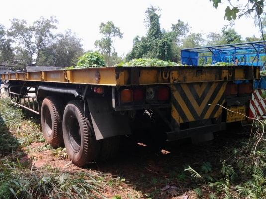 หางสองเพลา5หาง ขายเหมาหางละ150,000บาทครับ พนัส4สามมิตร1ทะเบียนม79 ติดต่อคุณสุขุม 087-2836792, 093-7124055