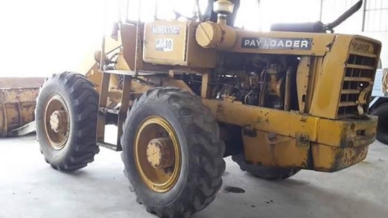 ขายรถตักล้อยาง พร้อมใช้งาน ราคา280,000 สนใจโทร 090-8588220คุณนะ 093-3258446คุณบิว หรือเข้าดูสินค้าอื่นๆได้ที่ www.truck.in.th/498 หรือเพจFacebook ณรงค์ ซื้อขายรถมือสอง (เว็บไซต์ส่วนตัว) หรือFacebook คุณนะ รถบรรทุก