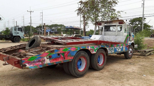 ขายเทรลเลอร์ KT925 เครื่องEH700 มีบันไดไฮดรอลิก เอกสารพร้อมโอน สนใจโทร 090-8588220คุณนะ 093-3258446คุณบิว หรือเข้าดูสินค้าอื่นๆได้ที่ www.truck.in.th/498 หรือเพจFacebook ณรงค์ ซื้อขายรถมือสอง (เว็บไซต์ส่วนตัว) หรือFacebook คุณนะ รถบรรทุก