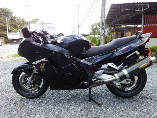 (ขาย) Honda Cbr 1100xx ปี98