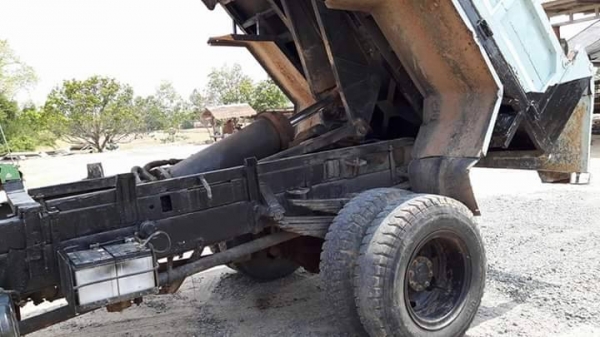 ขายรถดั้ม ร็อกกี้185แรง 6BF พ.เพาเวอร์ เบรกลมดูด เอกสารพร้อมโอน สนใจโทร 090-8588220คุณนะ 093-3258446คุณบิว หรือเข้าดูสินค้าอื่นๆได้ที่ www.truck.in.th/498 หรือเพจFacebook ณรงค์ ซื้อขายรถมือสอง (เว็บไซต์ส่วนตัว) หรือFacebook คุณนะ รถบรรทุก