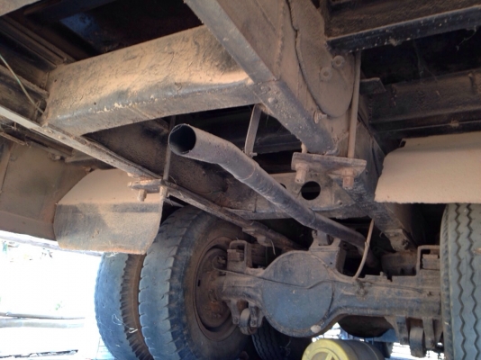 ขาย 10 ล้อ หัวยาว เพลาเดียว เครื่องดี แชสซีสวยไม่บวมรถสภาพดีพร้อมใช้