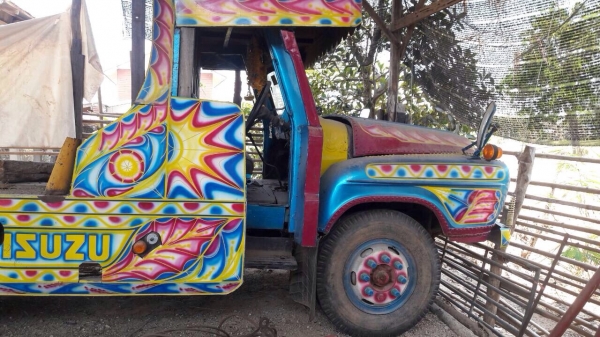 ขาย 10 ล้อ หัวยาว เพลาเดียว เครื่องดี แชสซีสวยไม่บวมรถสภาพดีพร้อมใช้