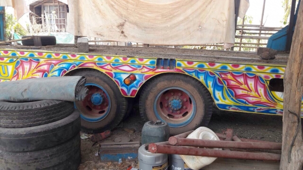 ขาย 10 ล้อ หัวยาว เพลาเดียว เครื่องดี แชสซีสวยไม่บวมรถสภาพดีพร้อมใช้