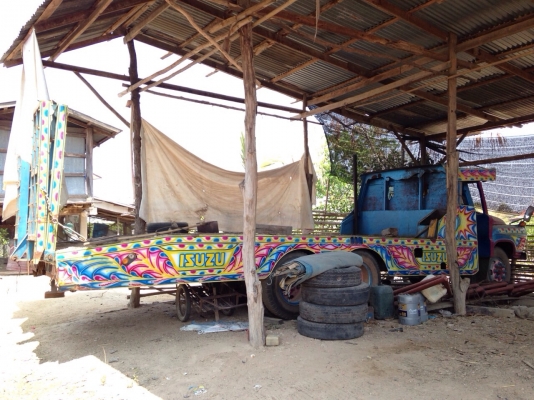 ขาย 10 ล้อ หัวยาว เพลาเดียว เครื่องดี แชสซีสวยไม่บวมรถสภาพดีพร้อมใช้