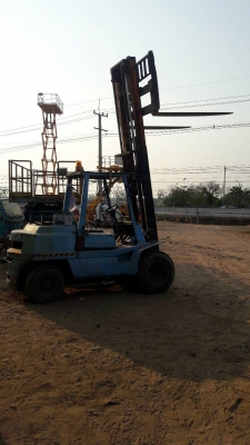 รถยก โฟล์คลิฟท์ ขนาด 4 ตัน TOYOTA: 3FD40 เครื่องดีเซล เสาสูง 4 เมตร งายาว 2 เมตร สภาพสวย พร้อมใช้งาน