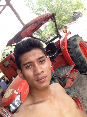 ขาย47 รถสดๆ อุปกรณ์. หาง5โลตาลี้ใบมีด เล่มพร้อม. 1100กว่า ชม ยางเต็ม. รถเดิมๆไม่เคยแกะ ราคา430000 สนใจ0930693225 ร้อยเอ็ด ขาย47 รถสดๆ อุปกรณ์. หาง5โลตาลี้ใบมีด เล่มพร้อม. 1100กว่า ชม ยางเต็ม. รถเดิมๆไม่เคยแกะ ราคา430000 สนใจ0930693225 ร้อยเอ็ด