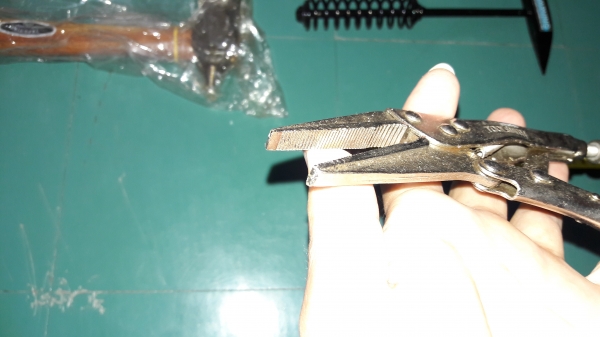 ขายคีมล๊อกปากยาวขนาด7"งานเก่าเก็บTOOLSMITH Made in China. ขายคีมล๊อกปากยาวขนาด7"งานเก่าเก็บTOOLSMITH Made in China.