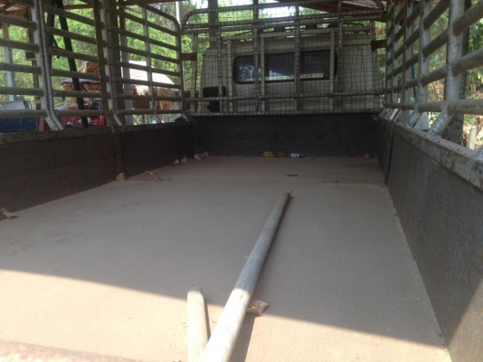 ขายครับ  แคนเตอร์ 115 แรงม้า  ปี38  รถห้างแท้  เดิมๆๆพร้อมใช้งาน เครื่องดีเครื่องเดิม  ครับคัสชีสวย หัวเก๋งเดิมบาง ภายในครบ เบาะไม่ขาด   กะบะพื้นปูเหล็ก คอกเหล็กสูงพร้อมใช้งาน   ยาว 4.30 เมตร ยาง8.25-16  เอกสารพร้อมโอน  ม79 ราคา 245000  ต่อรองได้นิดหน่อย