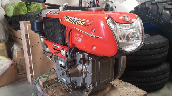 ขาย KUBOTA RT140 PLUS THUNDER ขาย KUBOTA RT140 PLUS THUNDER