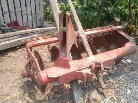 ขายตามสภาพพาน6ตราช้างติดมากับรถไถ50แรง