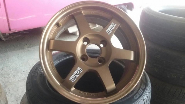 ขายล้อแม็กใหม่ตัวโชว์ te37 15" สนใจติดต่อ ตาเล็ก ล้อและยางครับ 081-3747940